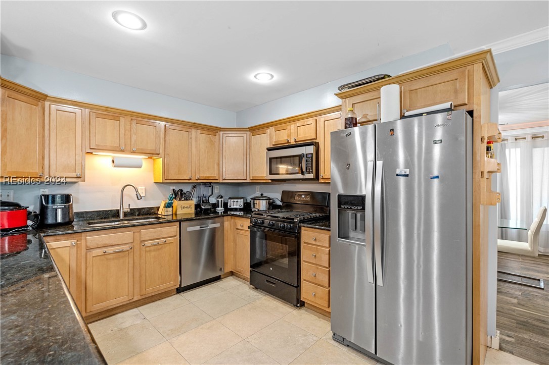 991 Dowlingwood Drive Property Photo 12