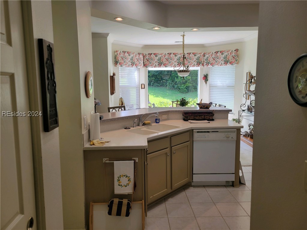 571 Argent Way Property Photo 9