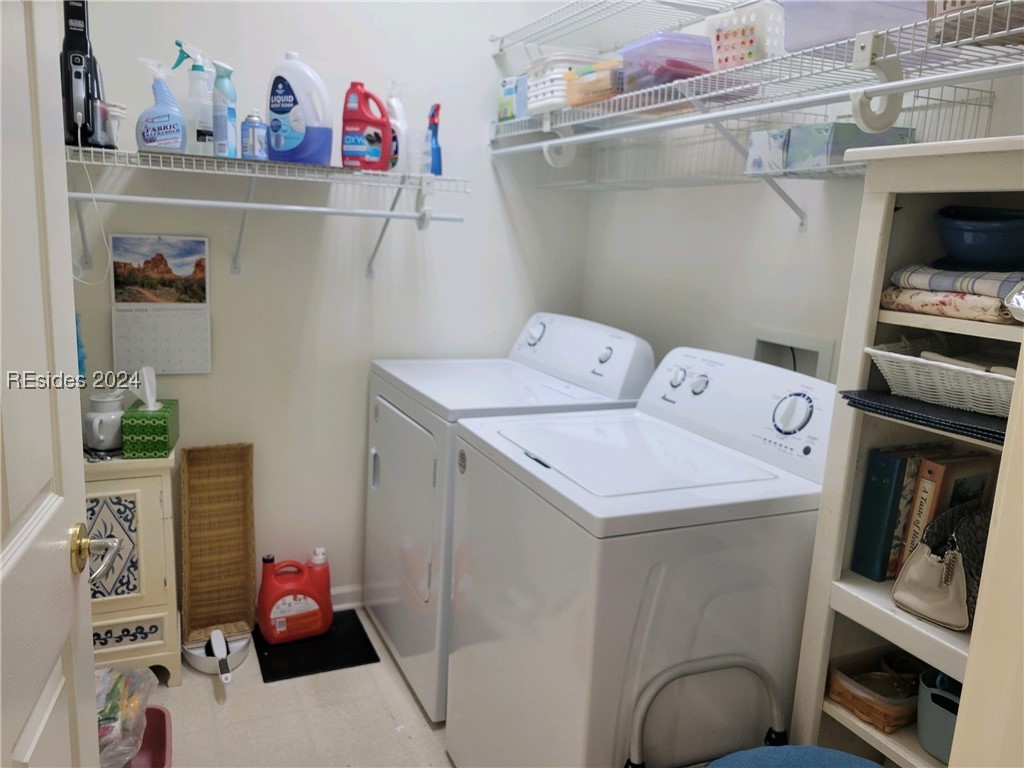 571 Argent Way Property Photo 13