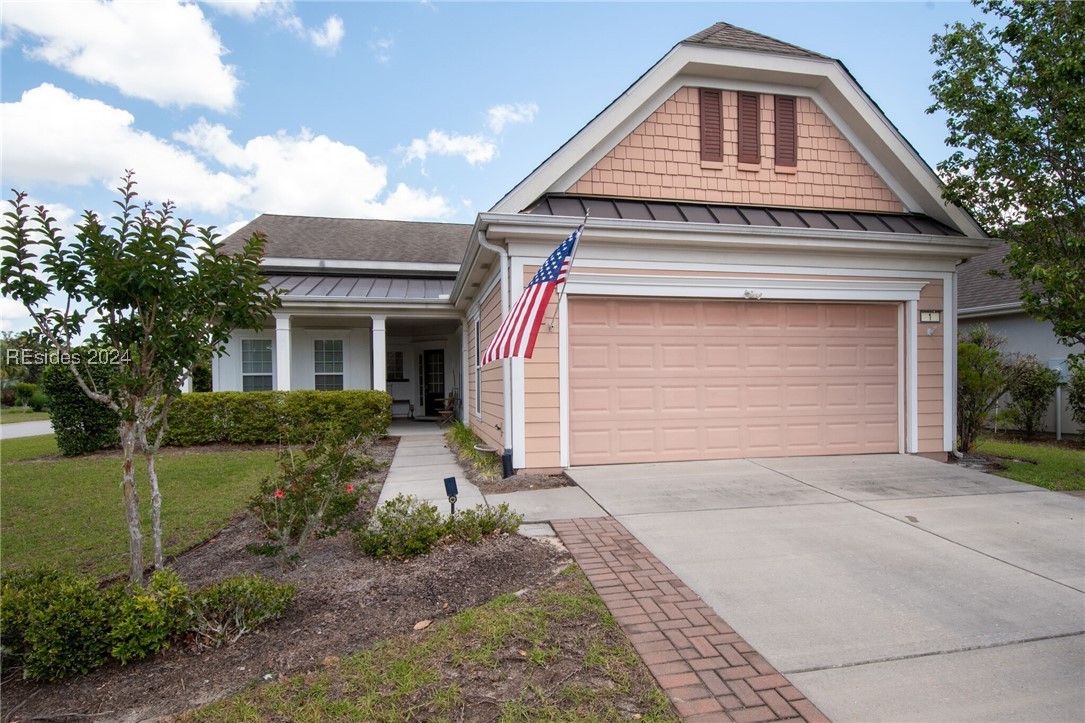 1 Tipo White Court Property Photo 1