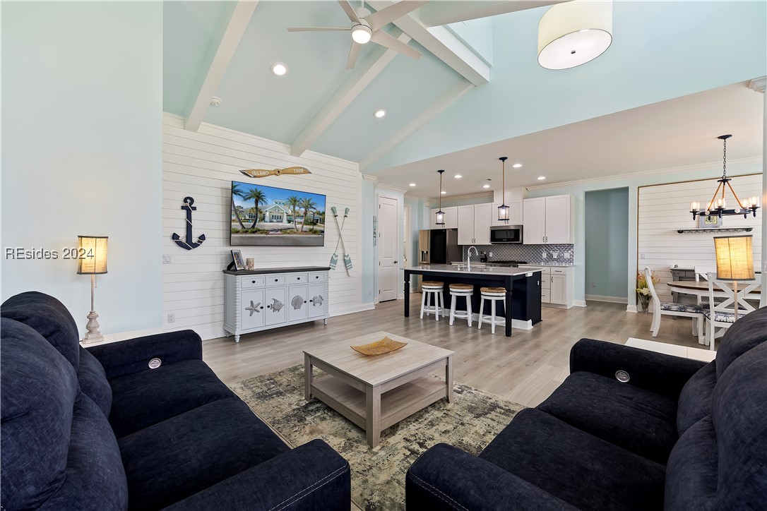 1532 Shoreside Drive 102 Property Photo 5