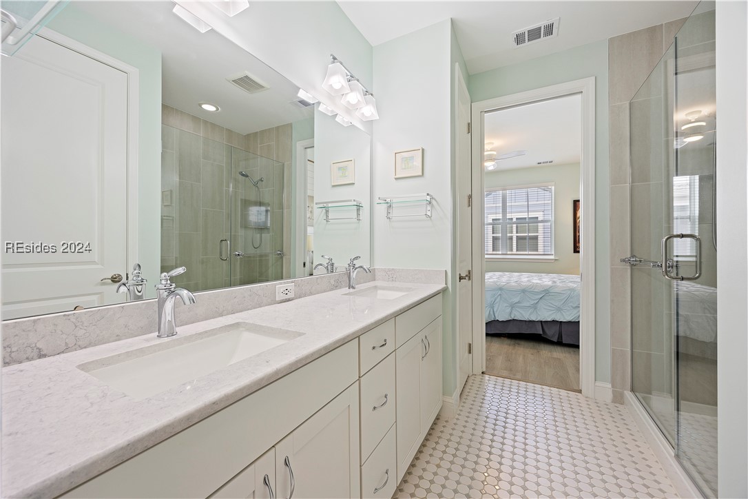 1532 Shoreside Drive 102 Property Photo 18