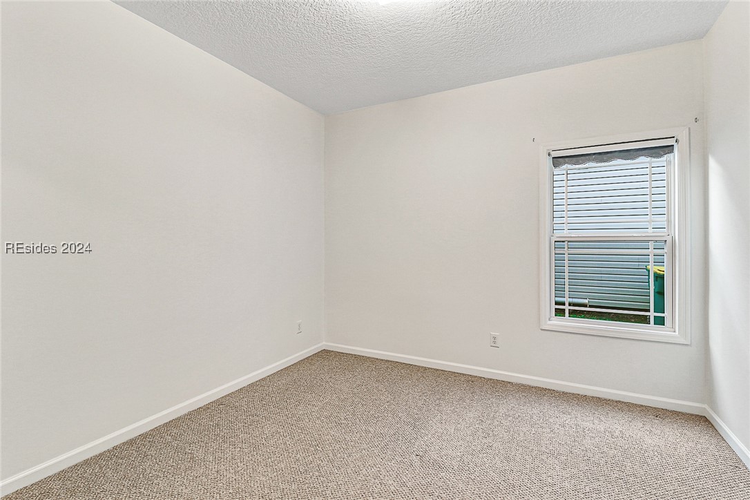 34 Wyndham Drive Property Photo 25