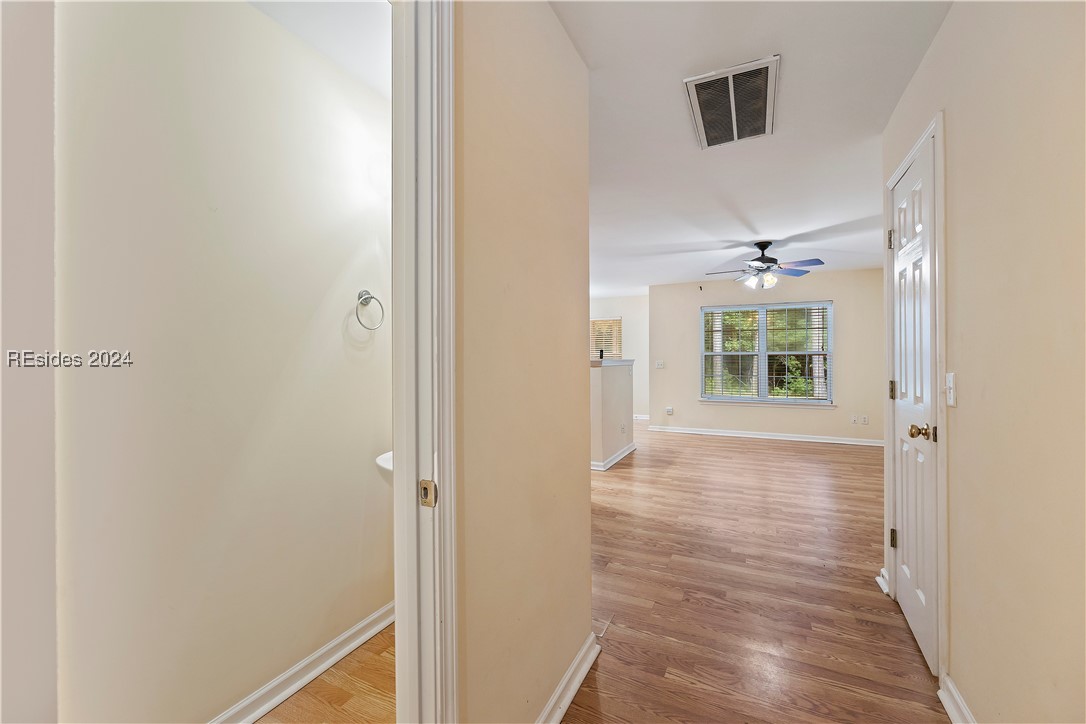 305 Cross Road Property Photo 10