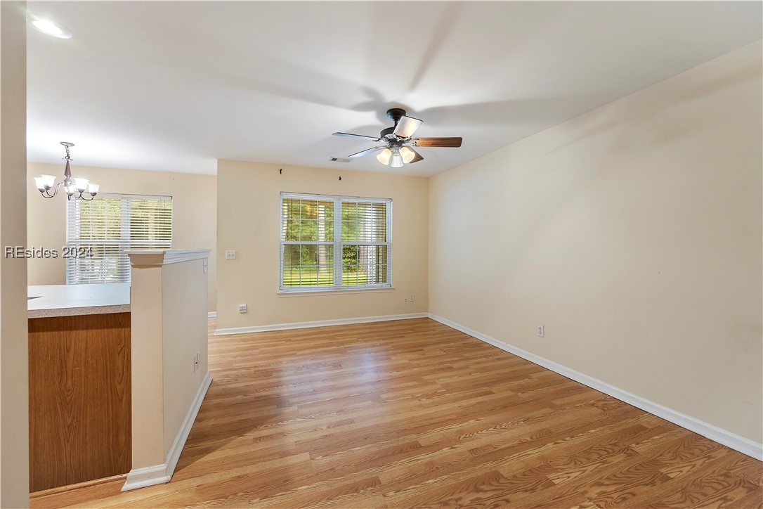305 Cross Road Property Photo 12