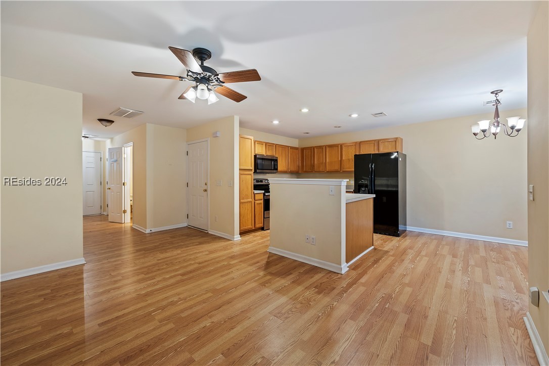305 Cross Road Property Photo 13