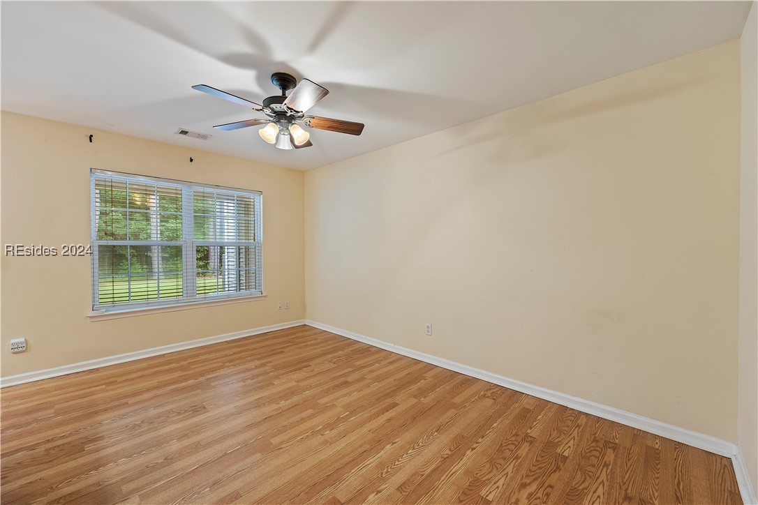 305 Cross Road Property Photo 14