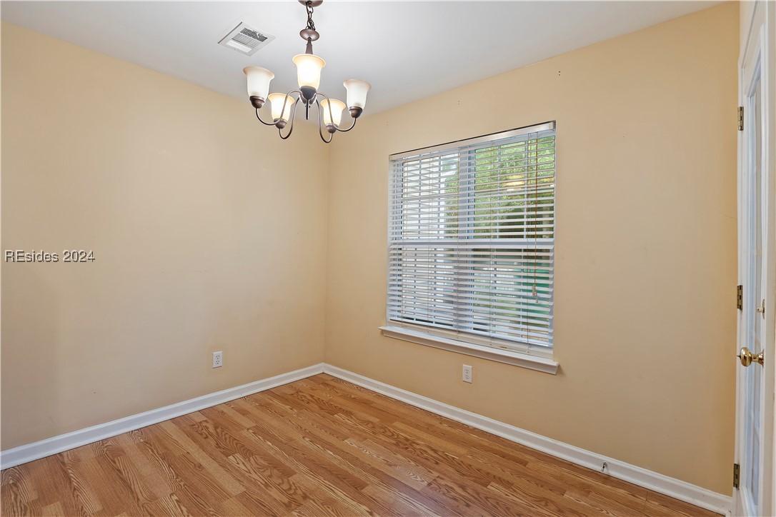 305 Cross Road Property Photo 20