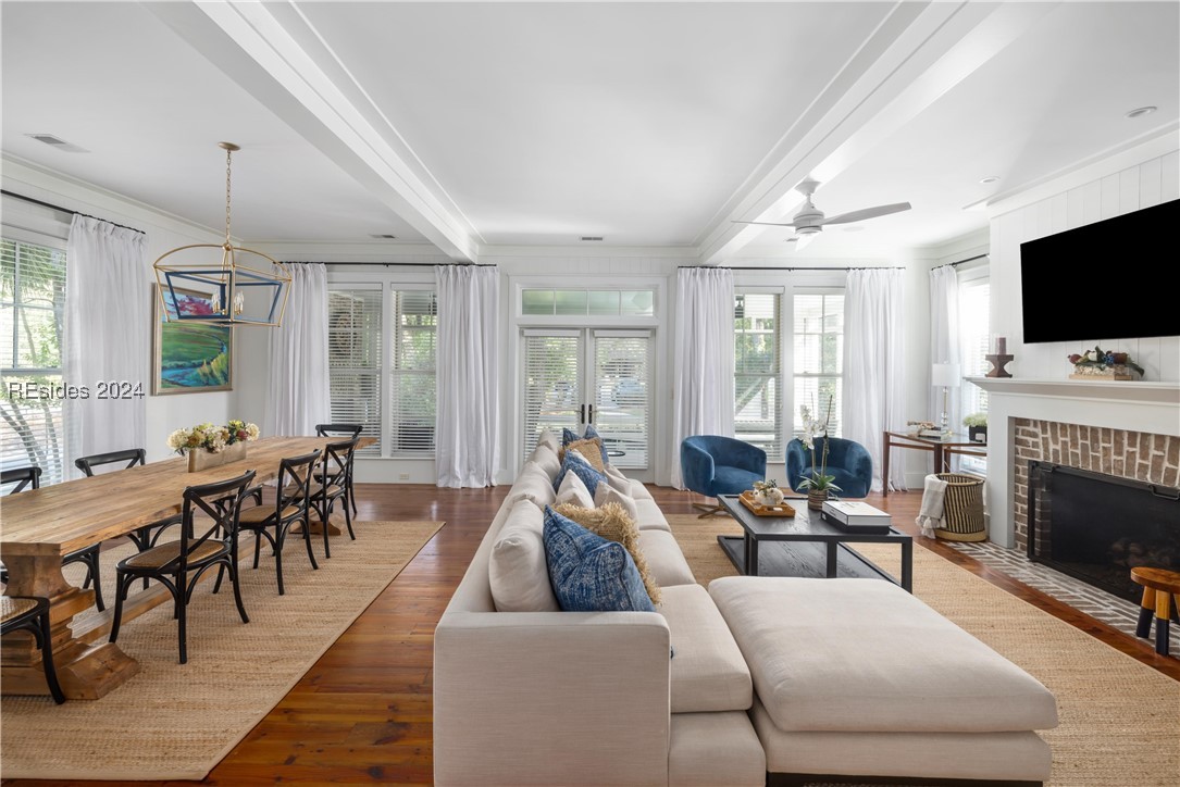 10 Rockingham St Property Photo 8