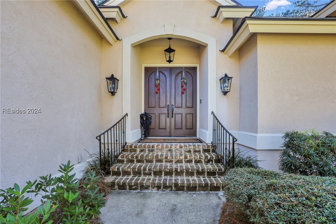 15 Lexington Drive Property Photo 5
