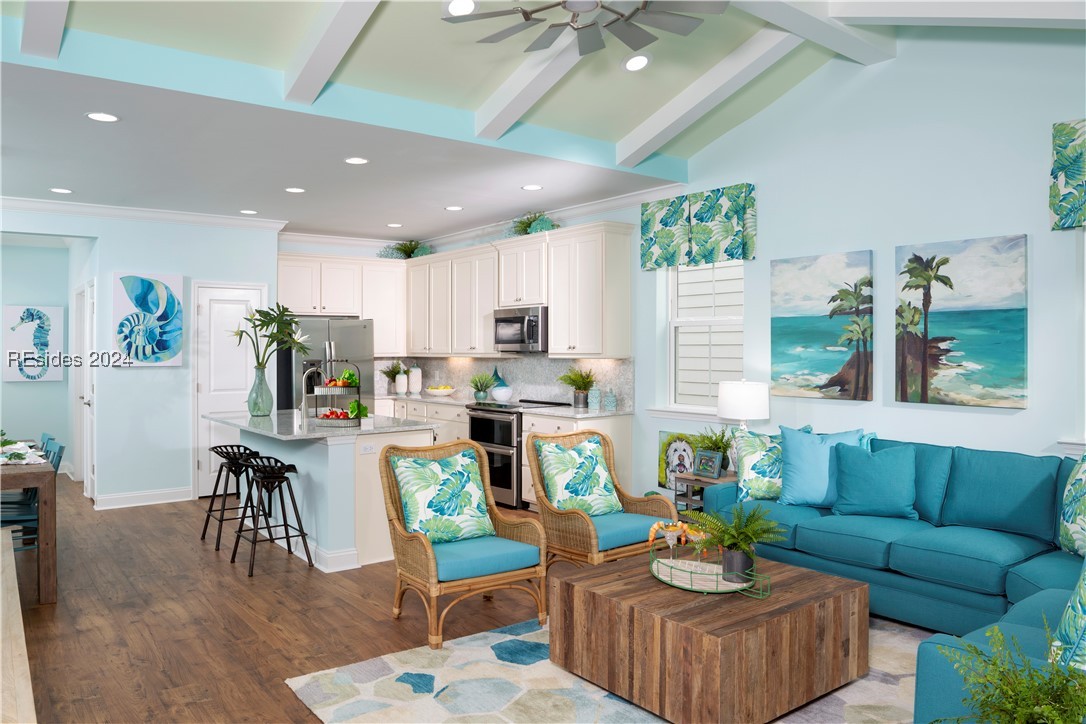 3379 Shoreside Drive Property Photo 4