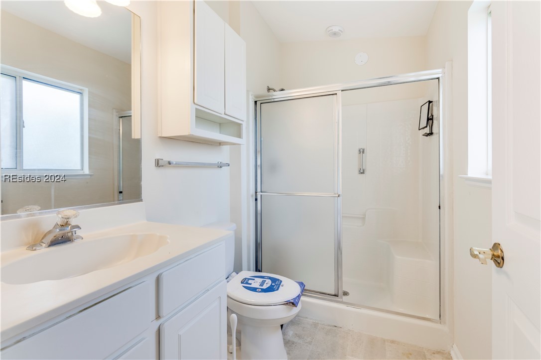 16 Huquenin Lane Property Photo 20