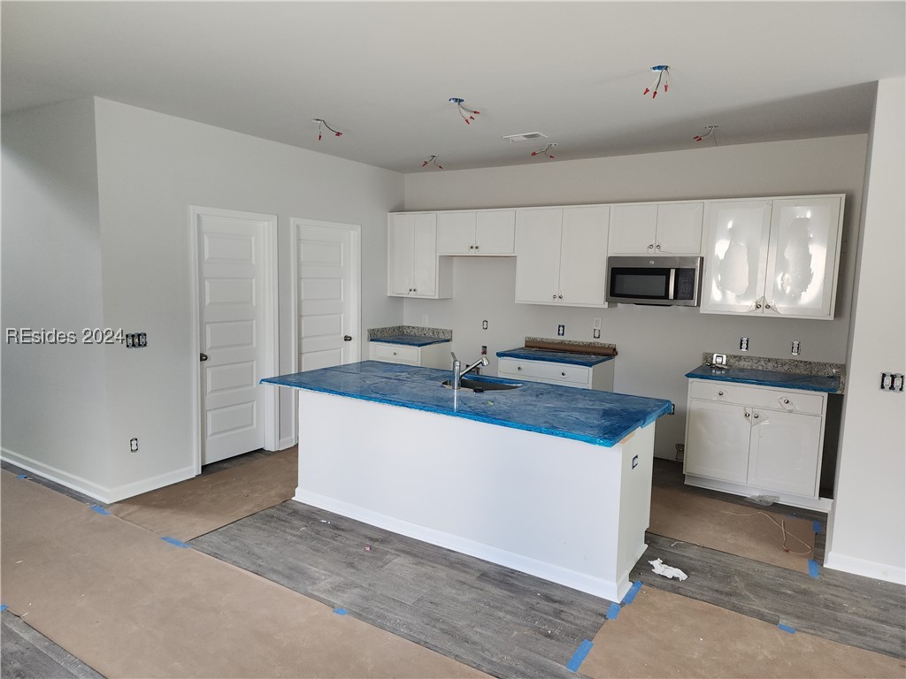 376 Yellowfin Drive Property Photo 9