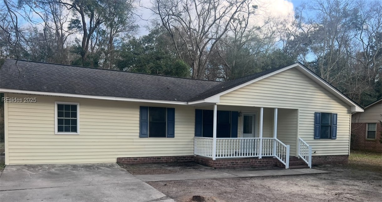 395 Middle Street Property Photo