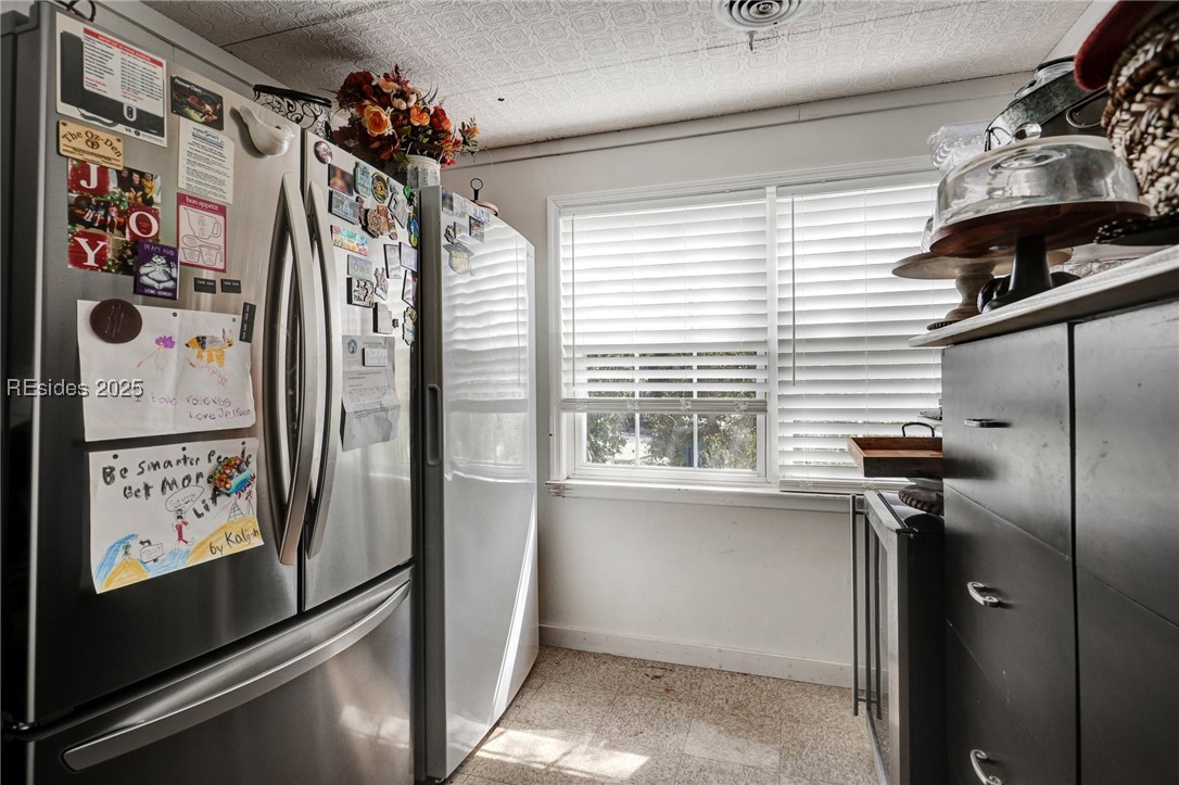 24 Van Horne Avenue Property Photo 9