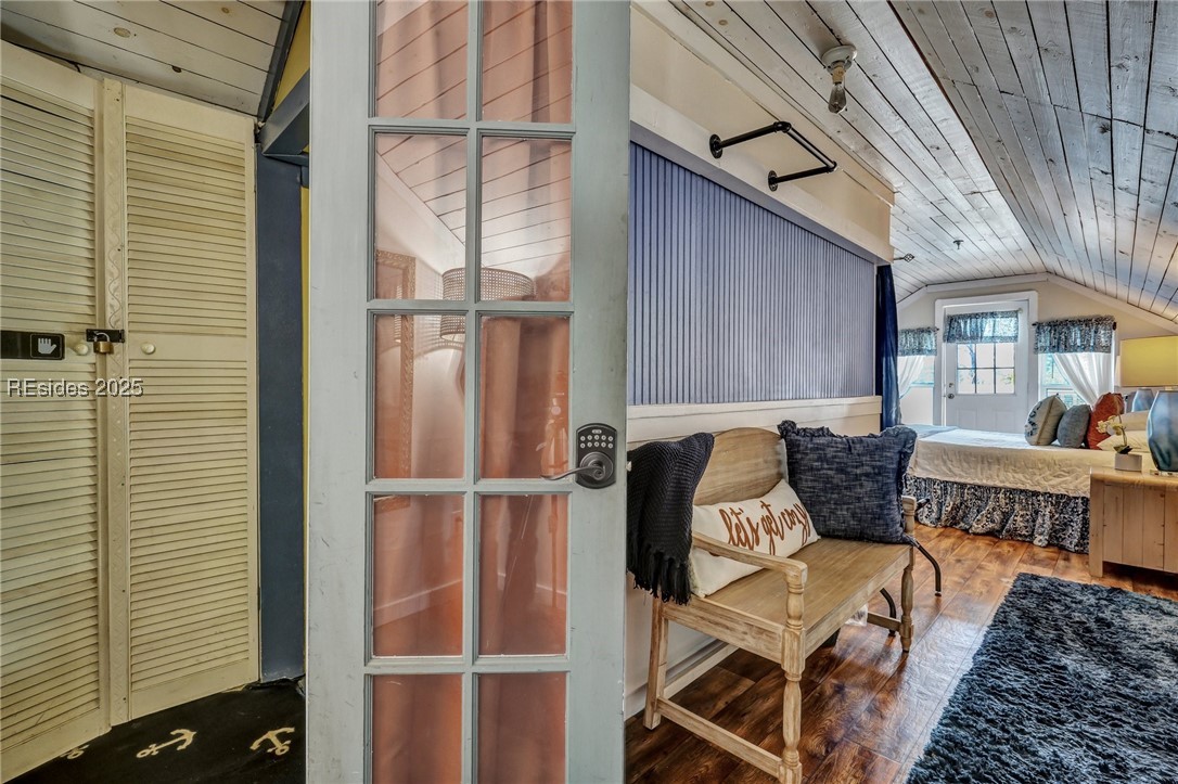 24 Van Horne Avenue Property Photo 72