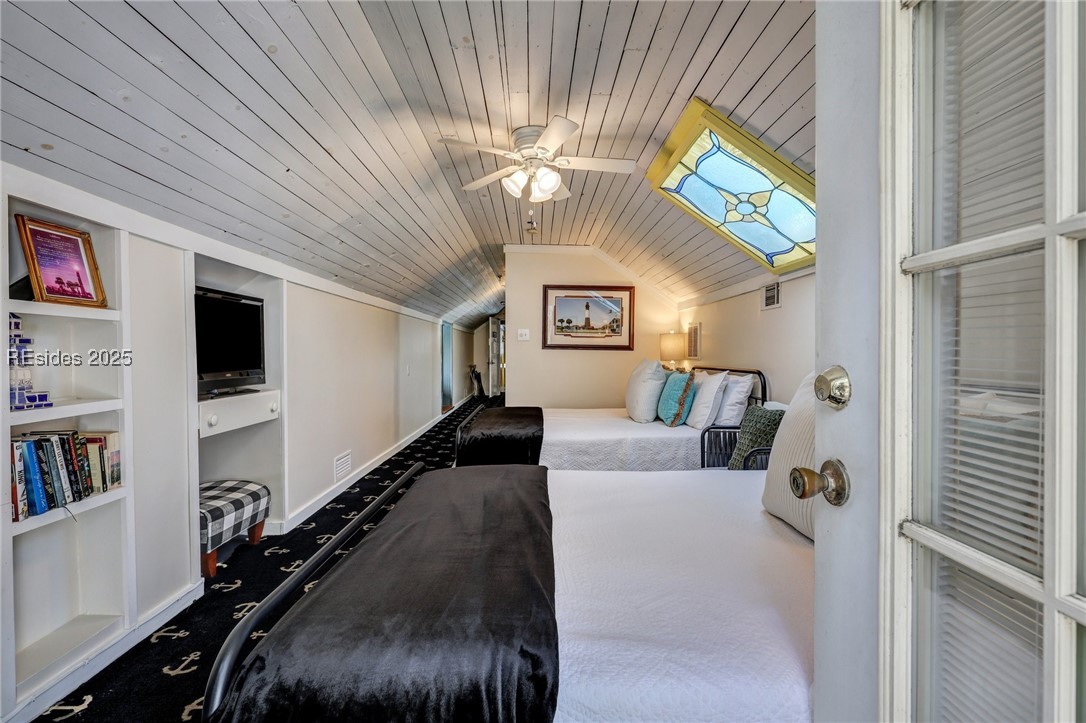 24 Van Horne Avenue Property Photo 75