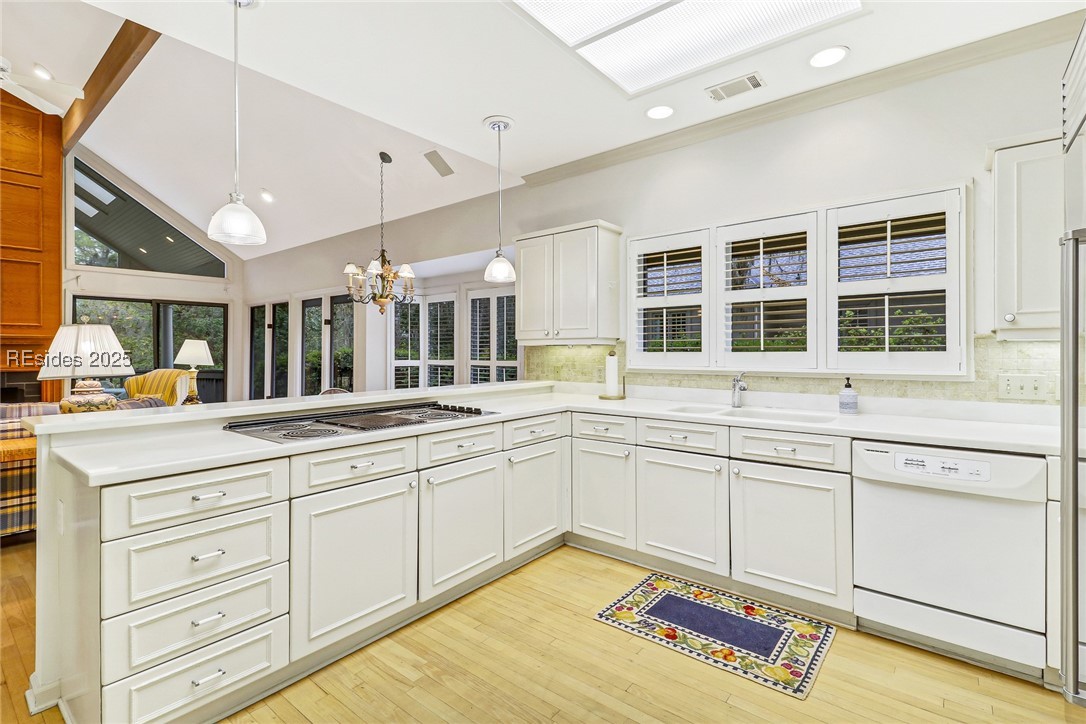 8 Tombee Court Property Photo 15