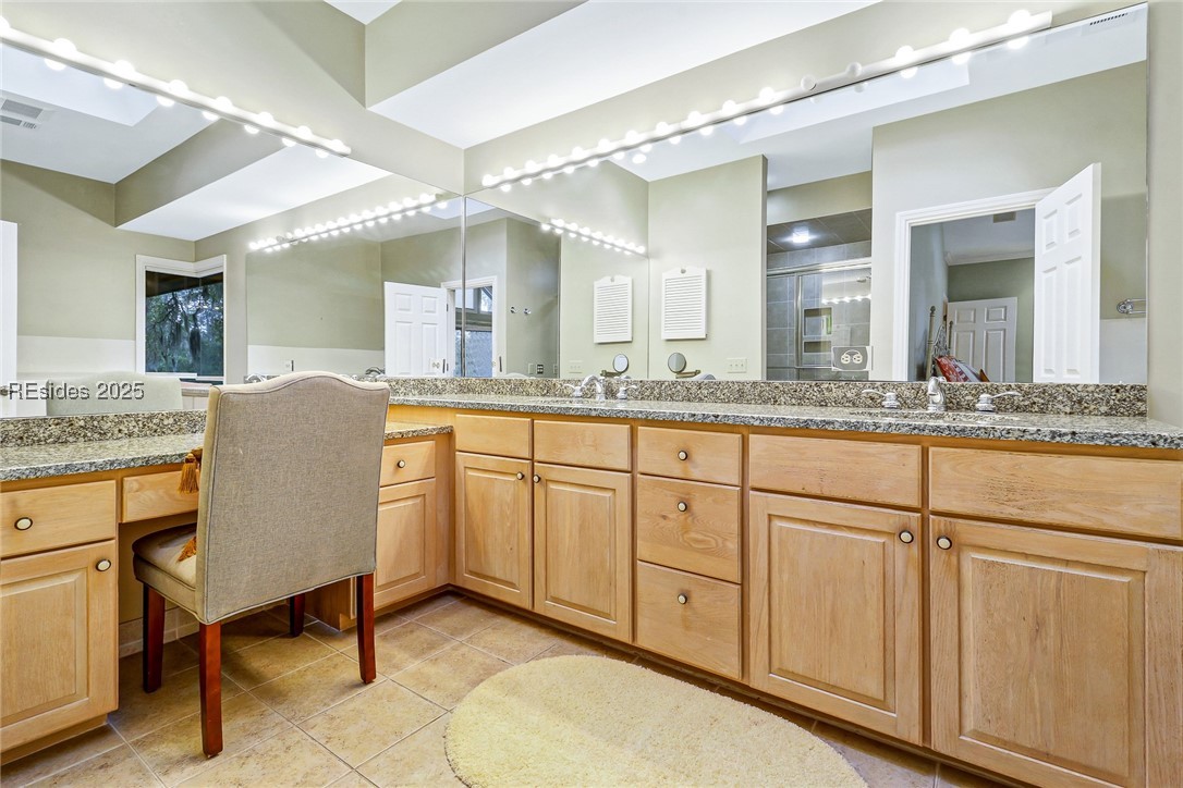 8 Tombee Court Property Photo 24