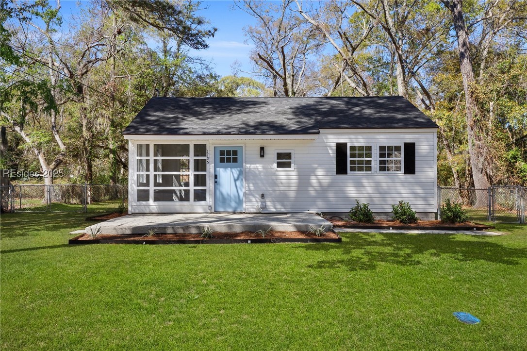 1725 Battery Park Drive Property Photo 1