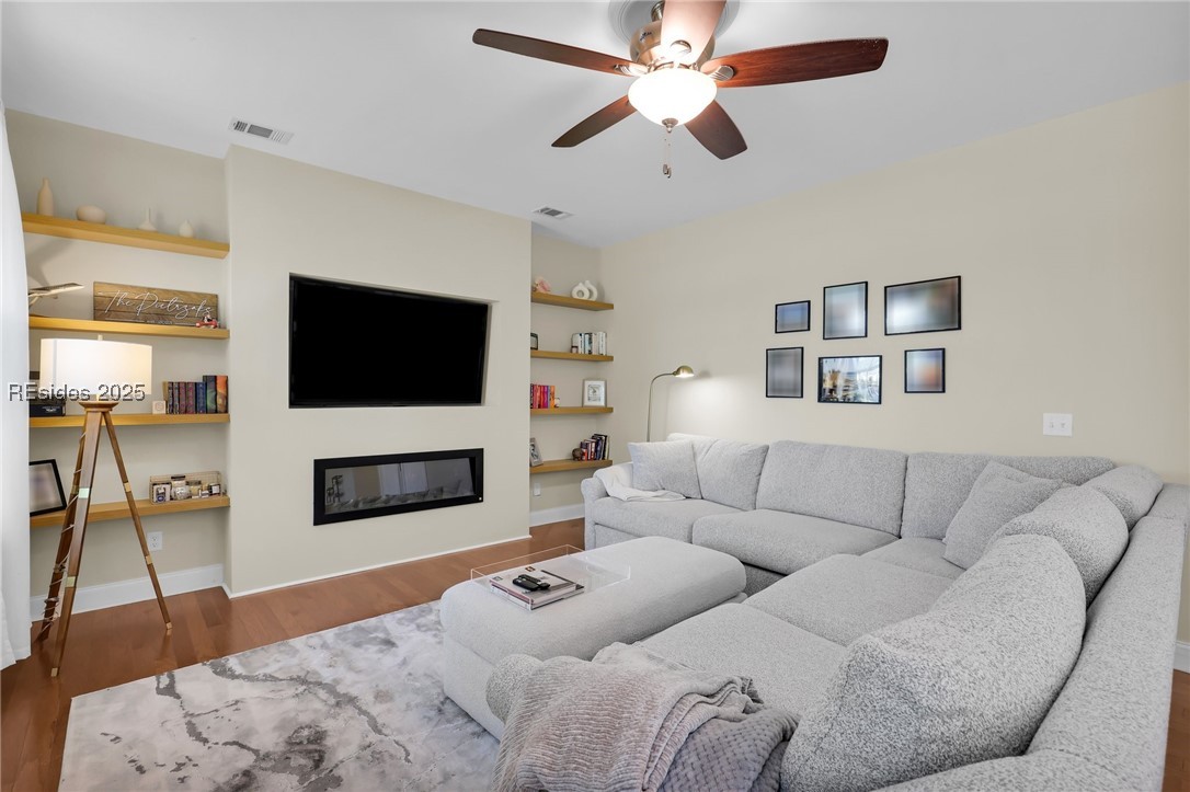 1216 Hearthstone Drive Property Photo 16