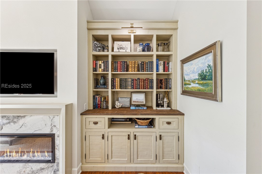 8 Chechessee Circle Property Photo 13