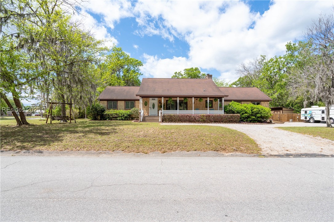 1806 Courtland Street Property Photo 1