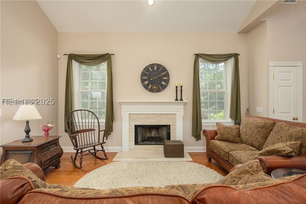 162 Wicklow Drive Property Photo 22