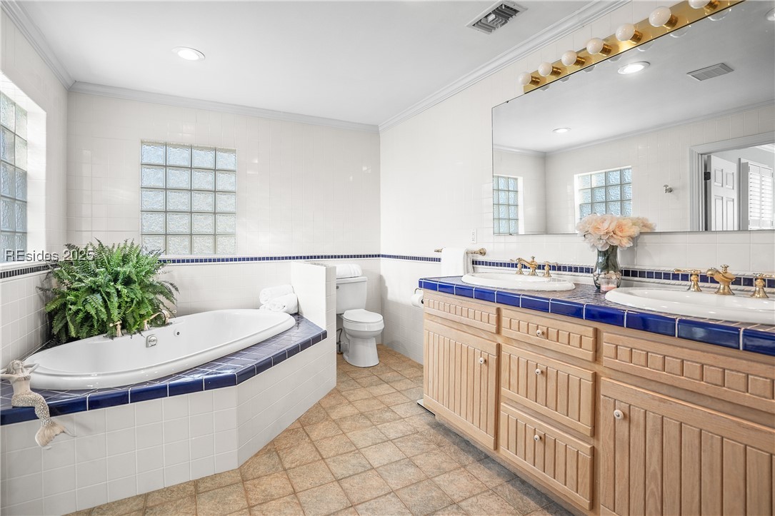 1 Scallop Court Property Photo 10