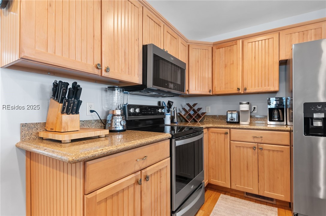 2 Ebb Tide Court Property Photo 12