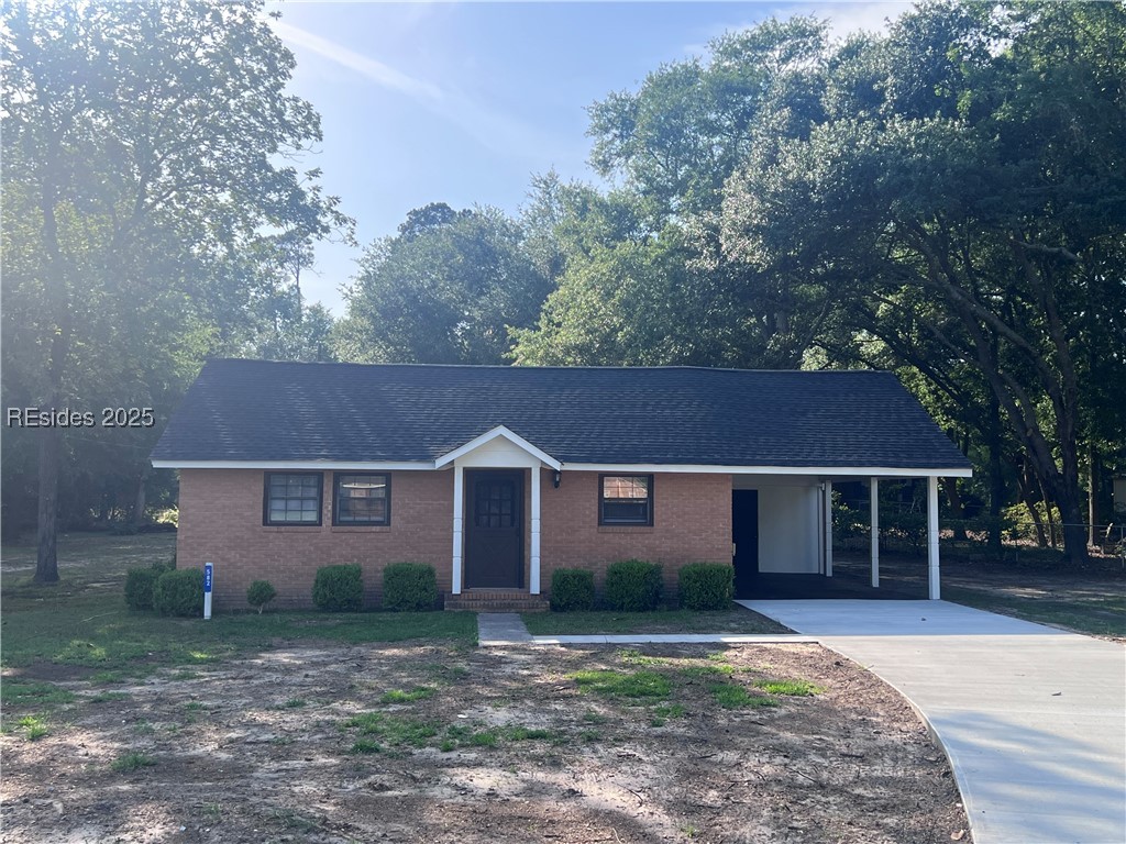582 Parkwood Terrace