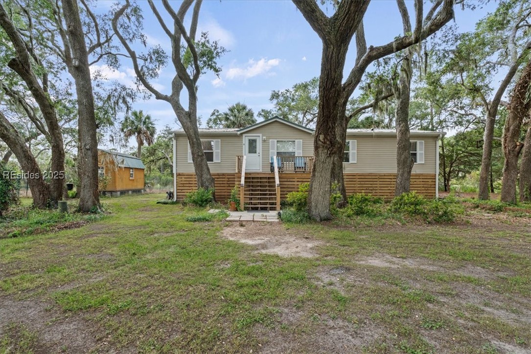 4 View Point Circle Property Photo 1
