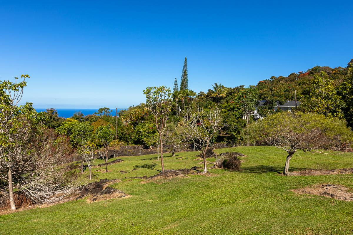 75-5641 Hienaloli Rd Property Photo 14