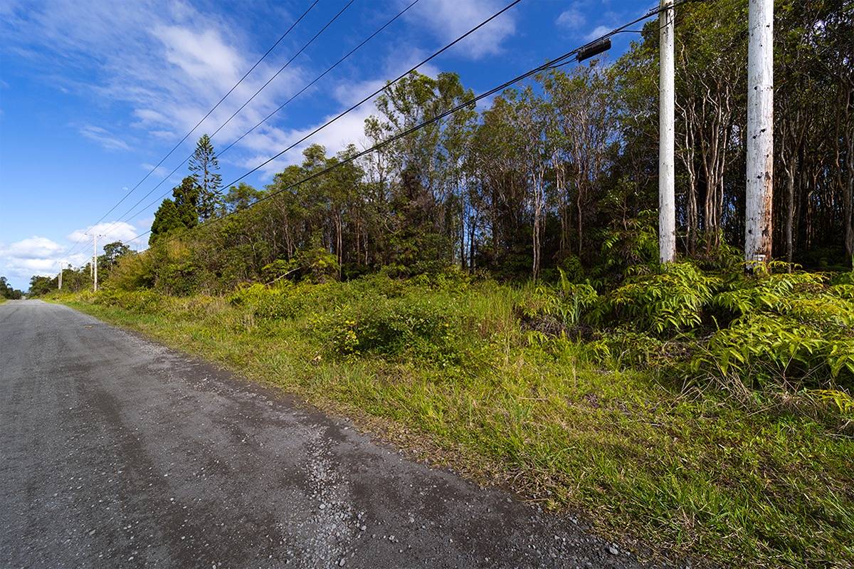 Kaleponi Dr Property Photo 1