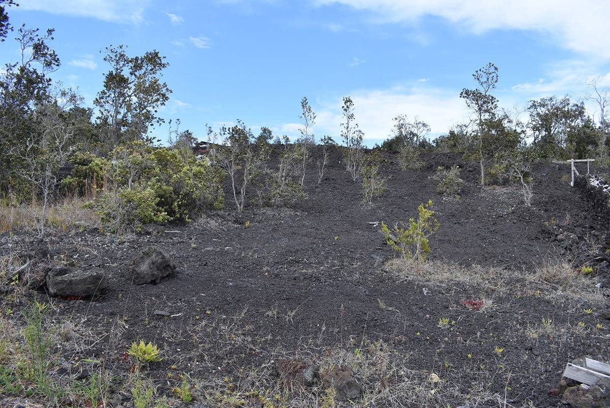 CATAMARAN LN Property Photo 1