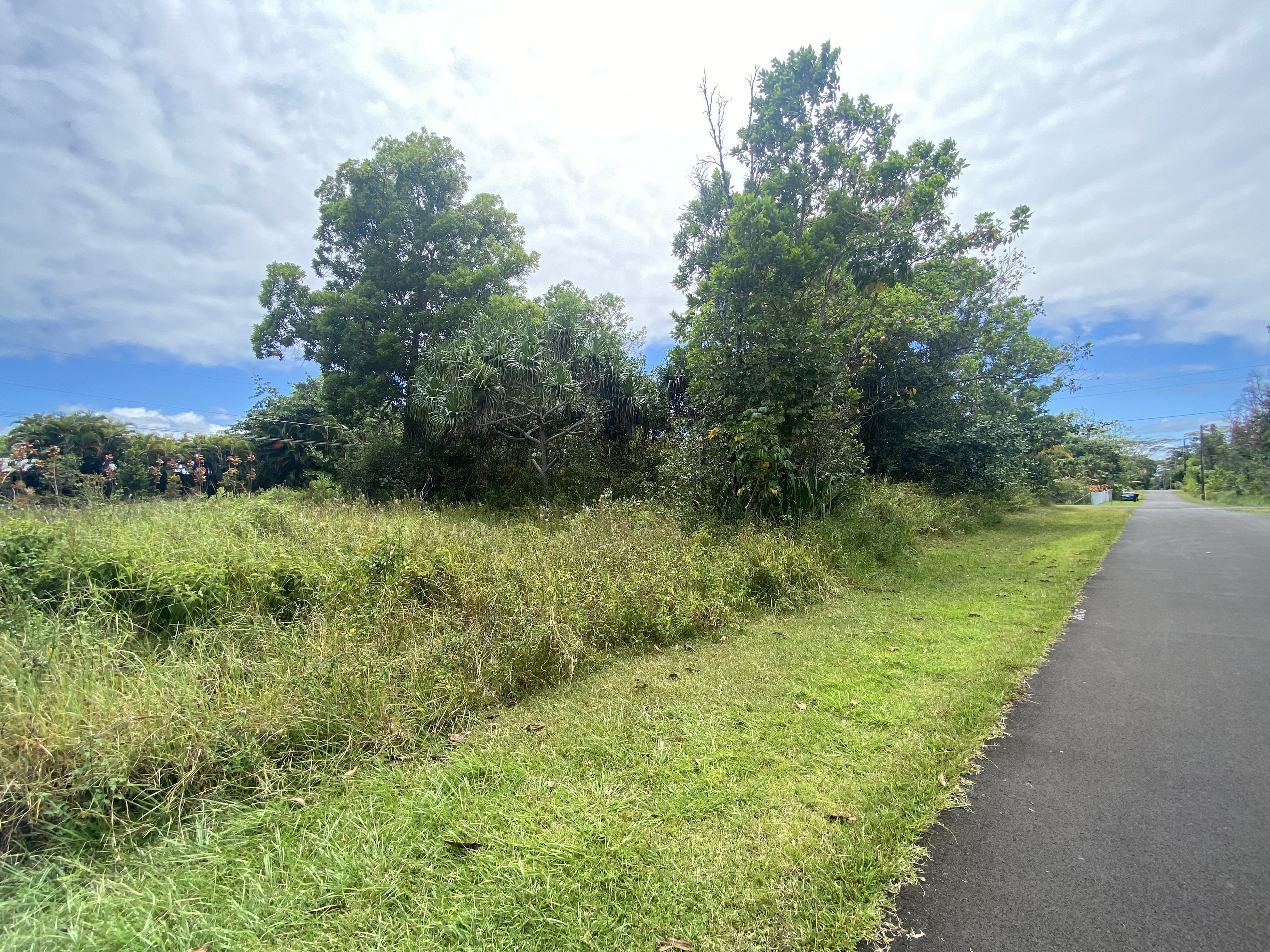 Kahala St Property Photo 3