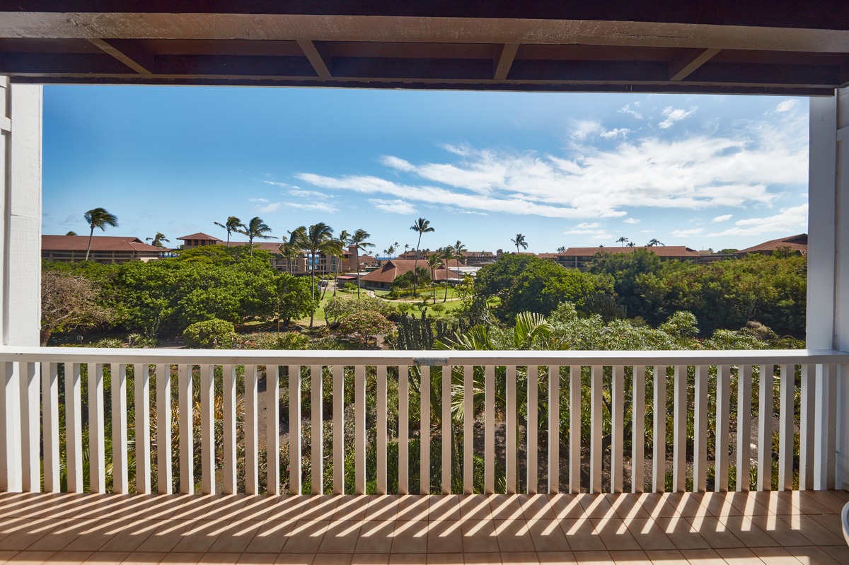 2253 Poipu Rd 311 Property Photo 4