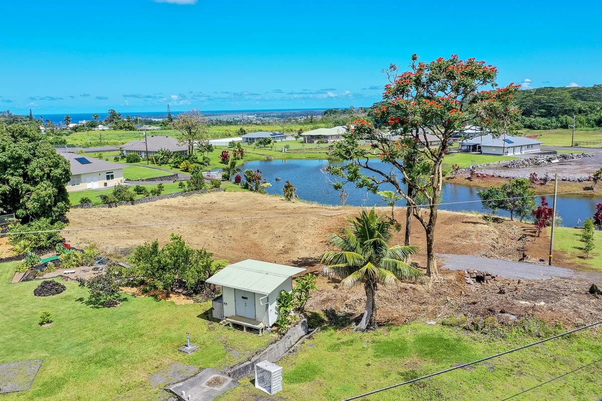 437 Kaumana Dr Property Photo 5