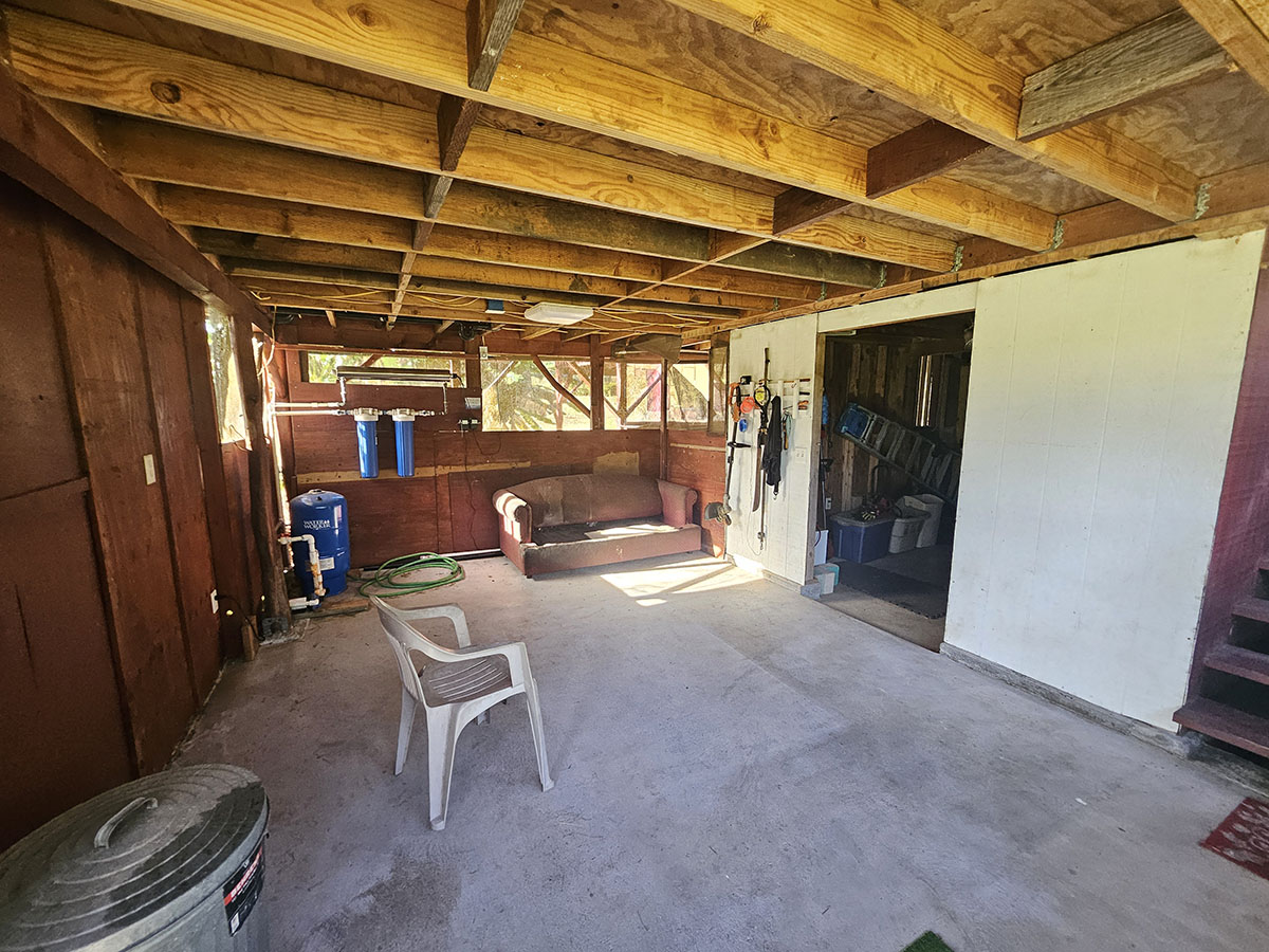 16-1745 35th Ave Property Photo 6