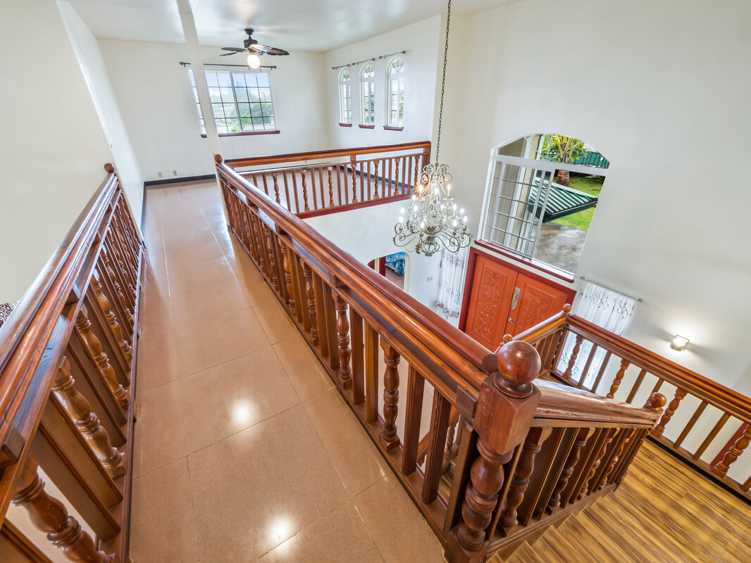 2089 Kinoole St Property Photo 16