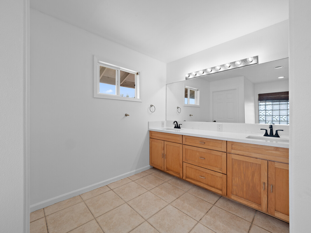 77-6480 Kuakini Highway Property Photo 11