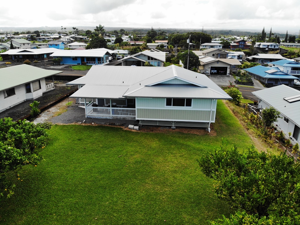 927 Puku St Property Photo 3