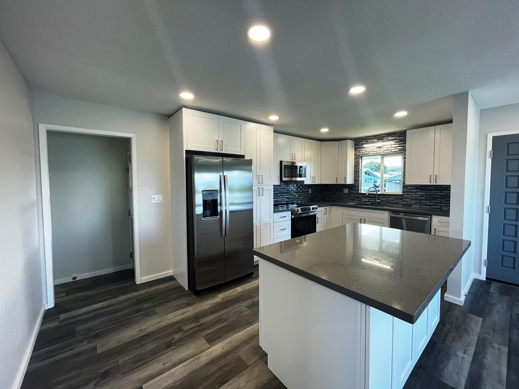 927 Puku St Property Photo 10