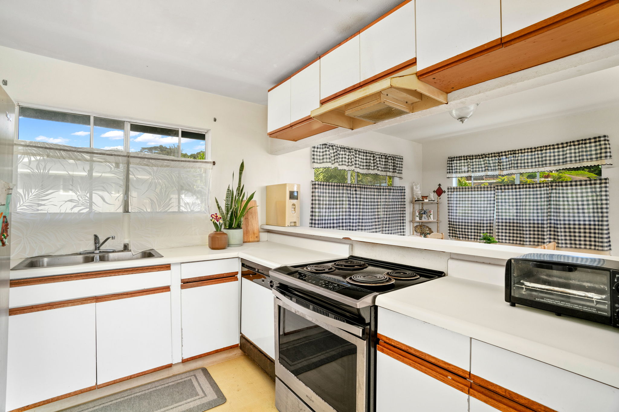 3541 Pua-kenikeni St Property Photo 3