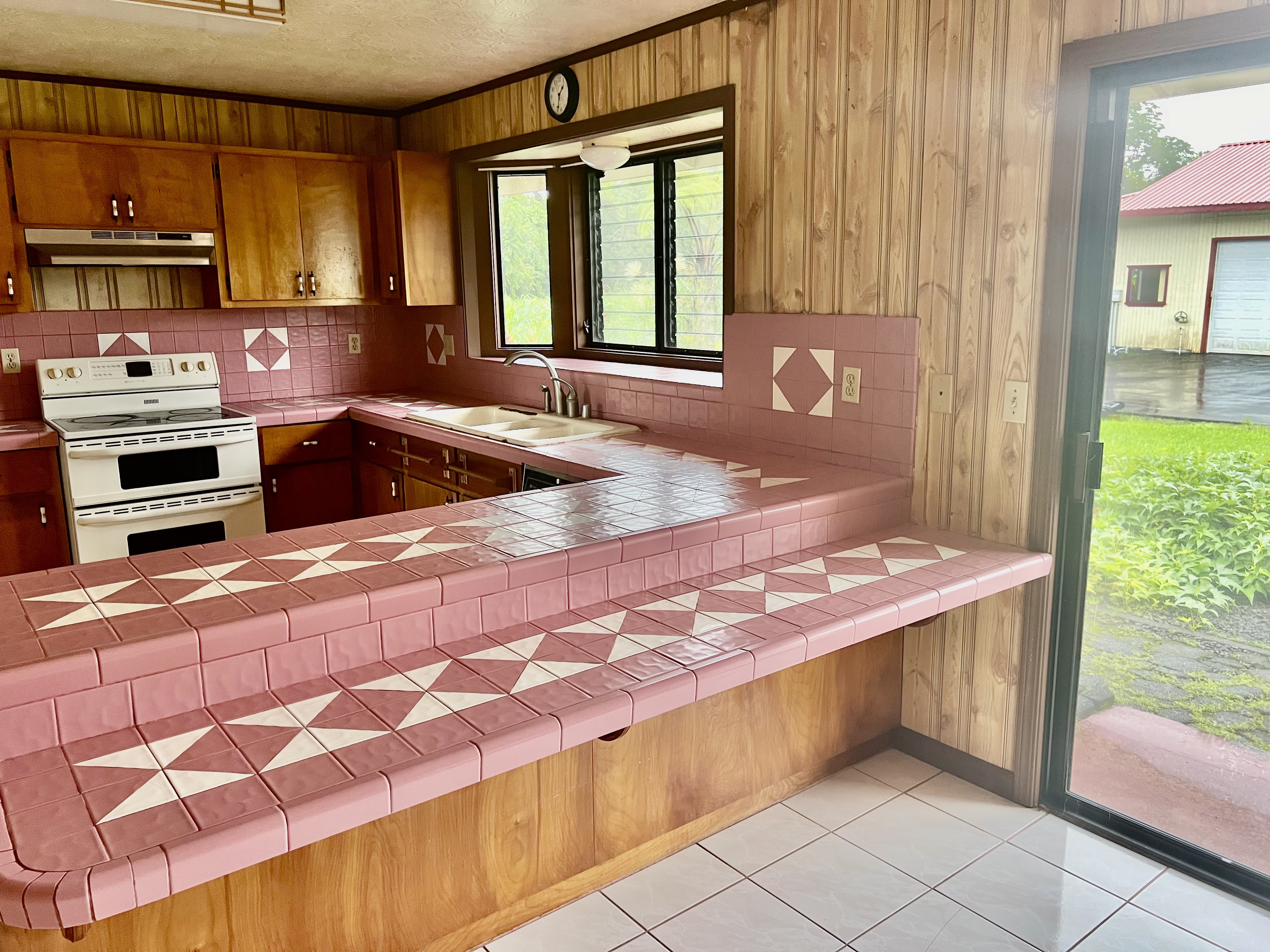 17-752-a Ala Loop Property Photo 7