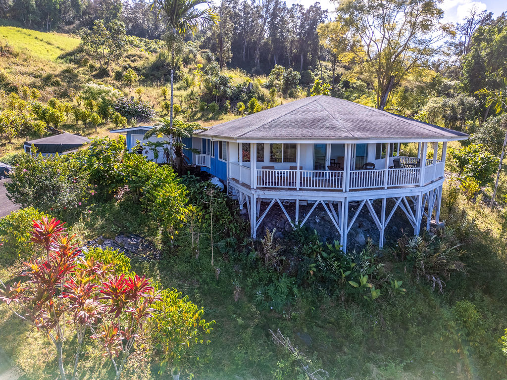 83-1070 Honaunau School Rd Property Photo 2