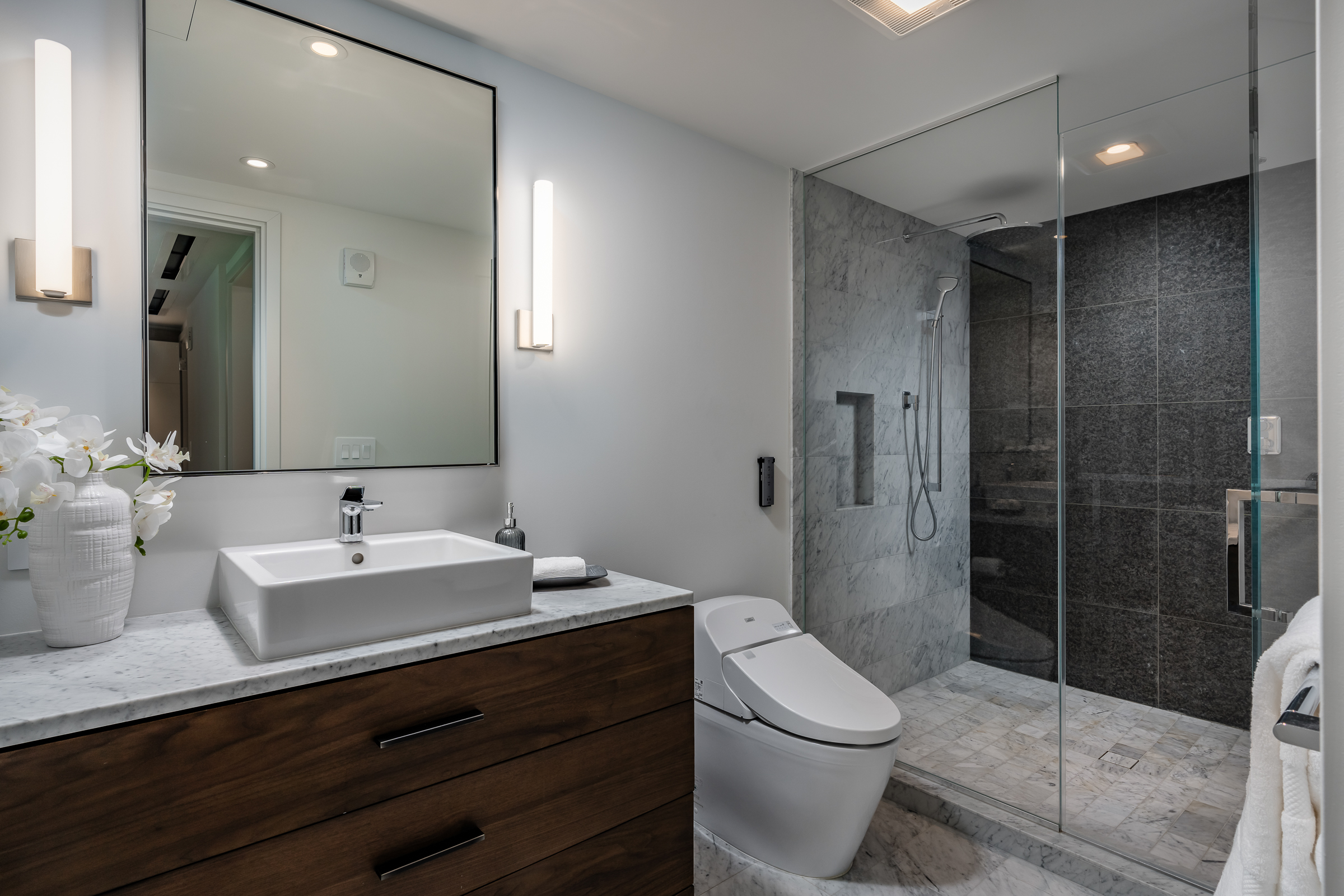 66-84 Kaunaoa Dr B31 Property Photo 24