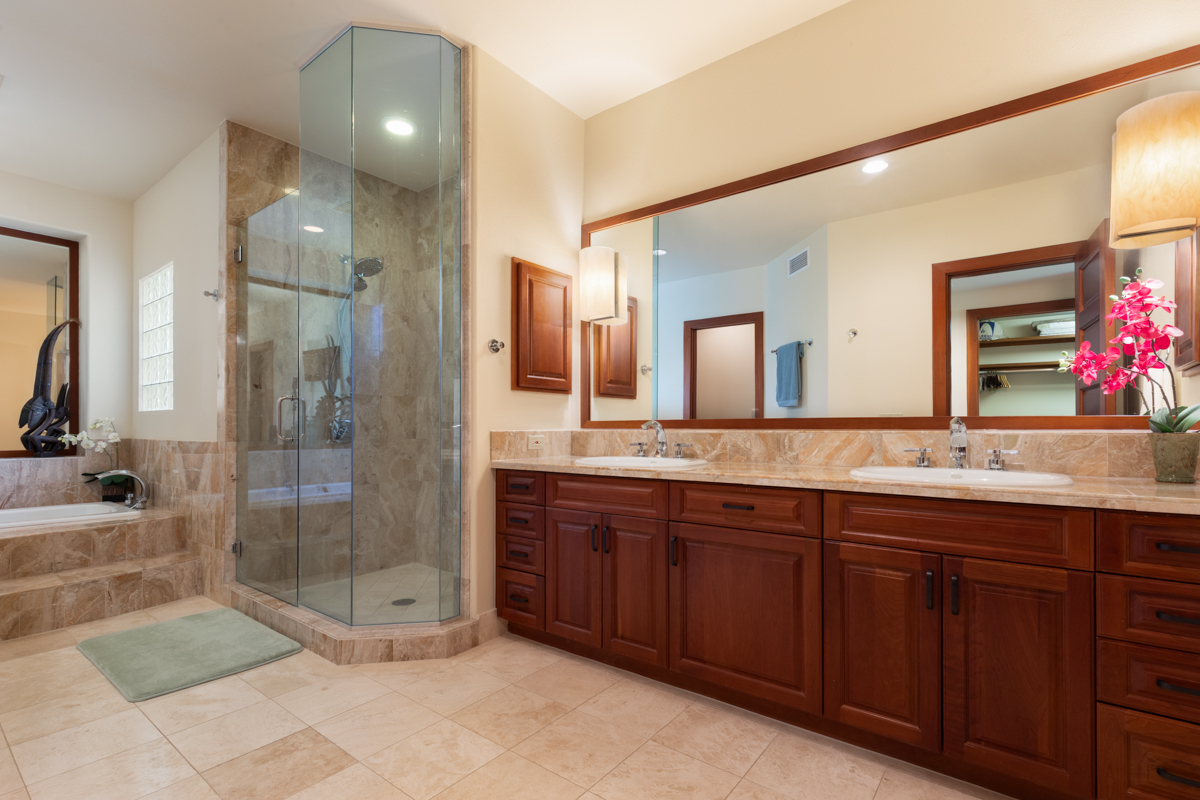 68-1025 Kaniku Dr 301 Property Photo 24