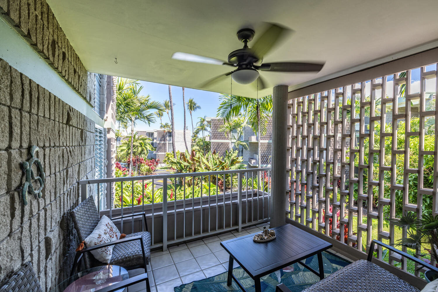 75-6016 Alii Dr 211 Property Photo 4