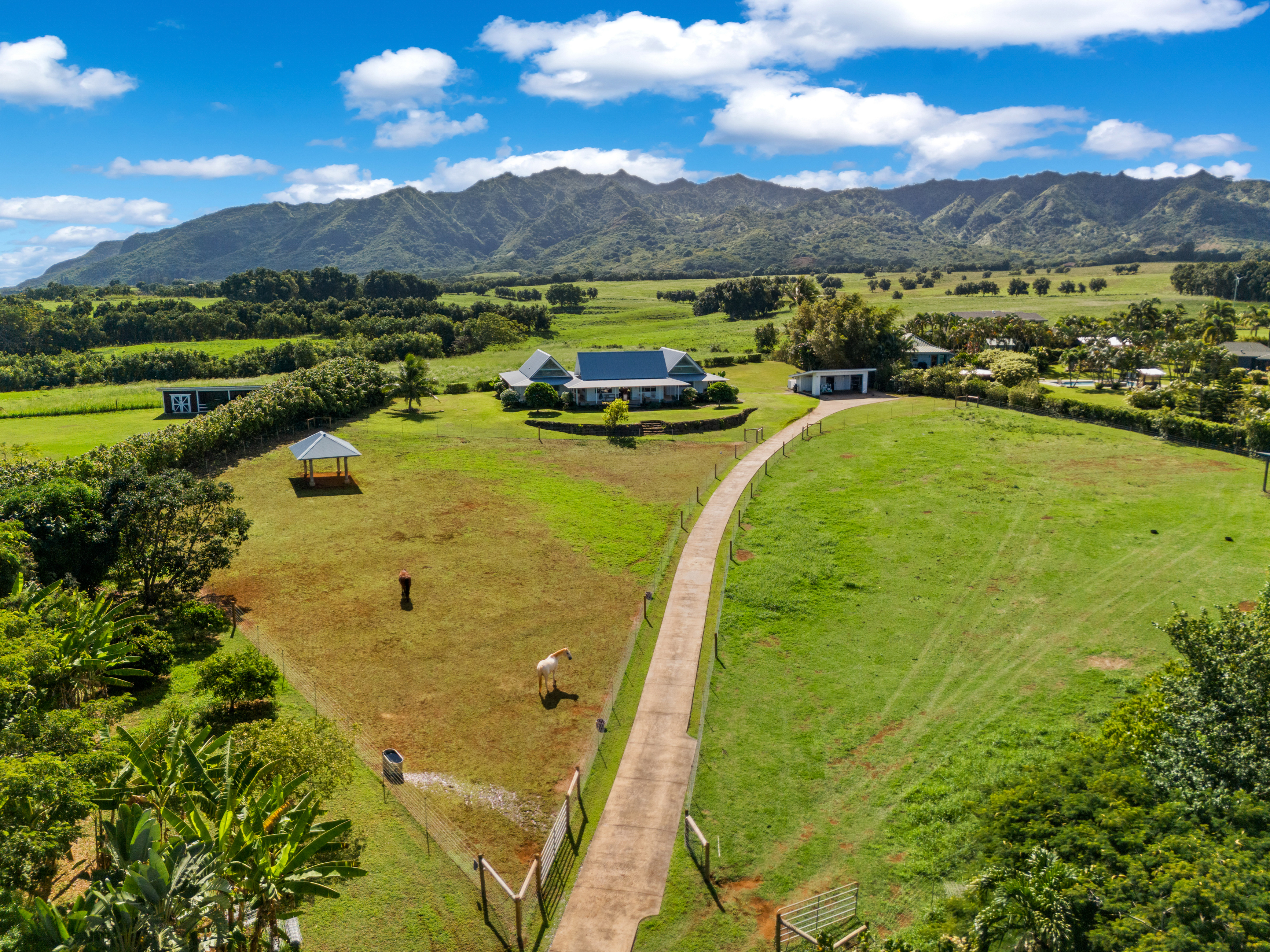 7465-c Koolau Road Property Photo 27
